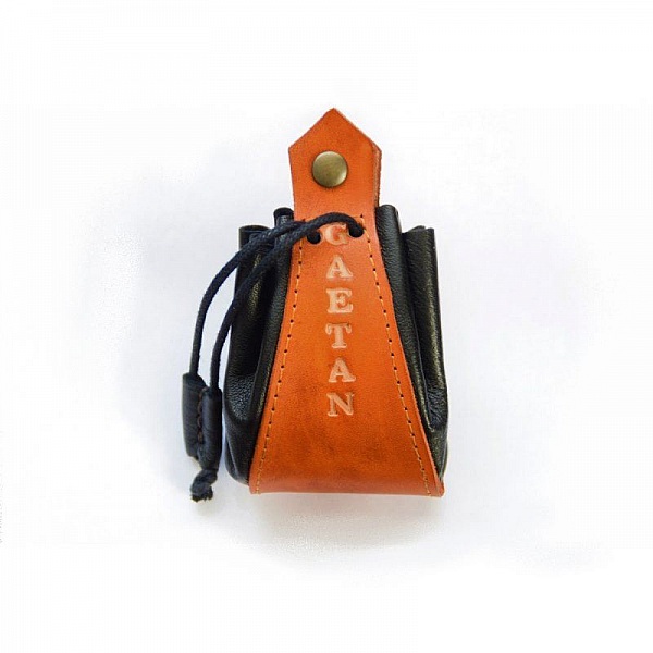 Bourse cuir personnalis&eacute;e au pr&eacute;nom